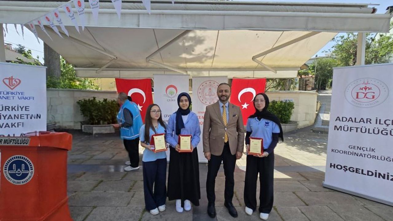 Adalar’da Siyer-i Nebi Yarışmasında ödül heyecanı