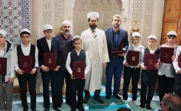 Aziziye’de hafızlar törenle belge aldı