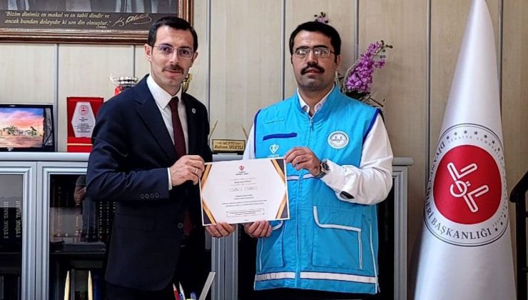 Bozdoğan Kaymakamı Polat, Kurbanını TDV’ye verdi