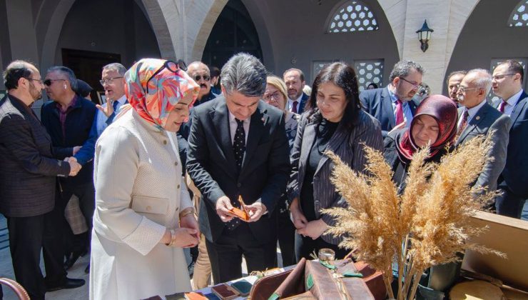 Diyanet Gençlik Merkezi Sergisi büyük beğeni topladı