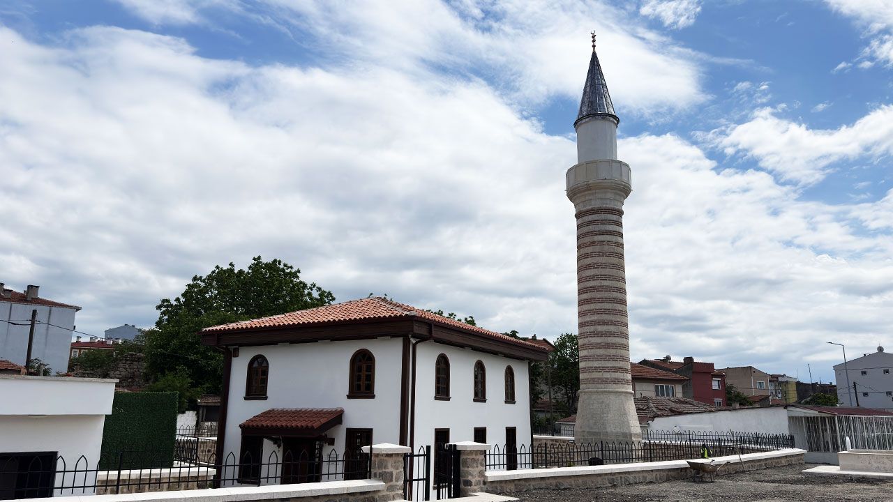 Edirne'de Şeyh Şüceaddin Camii ibadete açılıyor