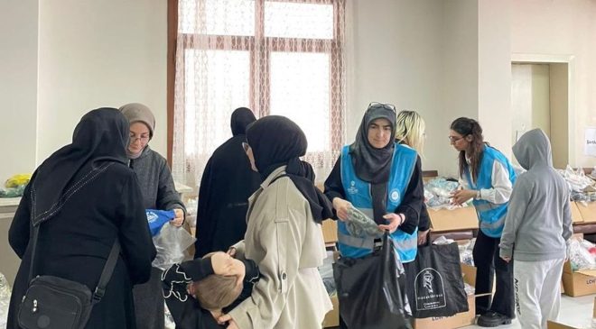 Gaziosmanpaşa’da 3500 yetim çocuğa bayram hediyesi