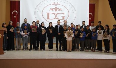 Gölova’da “Ortaokullar Arası Dini Bilgi Yarışması” düzenlendi