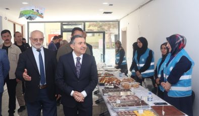Gümüşhane’de hayır çarşısı açıldı