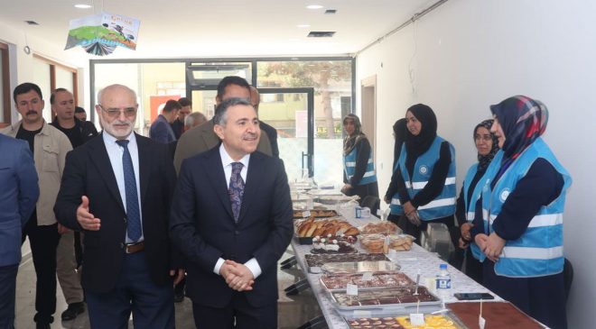 Gümüşhane’de hayır çarşısı açıldı