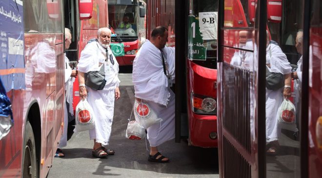 Hacı adaylarının Arafat yolculuğu başladı