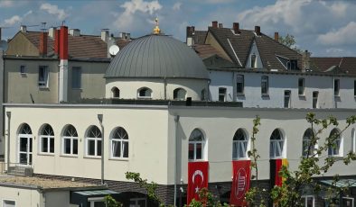 Herten’de ilk kubbeli cami açıldı