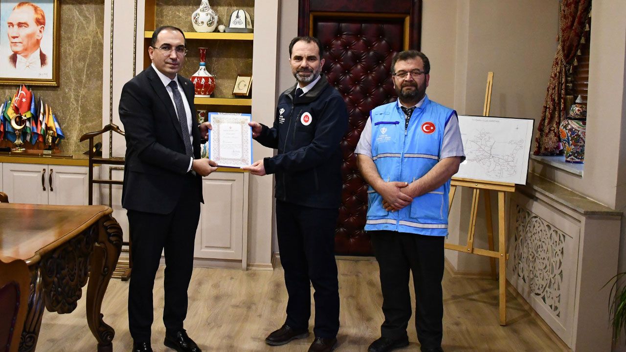 Kaymakam Özdemir, kurban vekaletini TDV'ye verdi