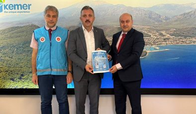 Kaymakam Solmaz’dan TDV’ye destek