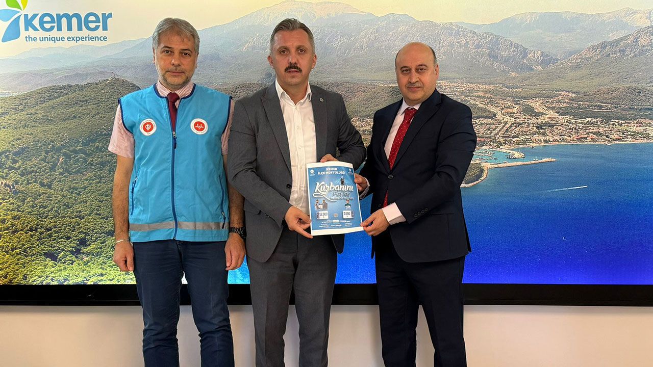 Kaymakam Solmaz’dan TDV’ye destek