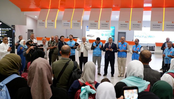 KKTC’deki hacı adayları dualarla uğurlandı