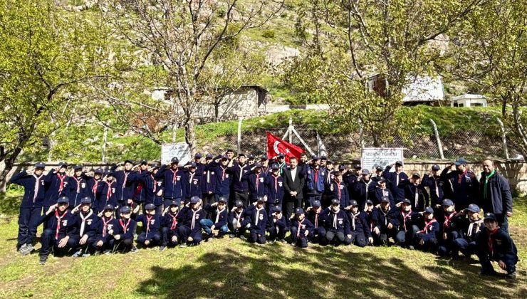 Müftü Ayvaz, Diyanet izcileriyle bir araya geldi
