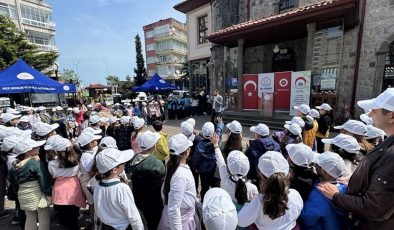 Rize’de Çedes yıl sonu programı gerçekleştirildi