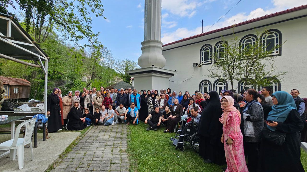 Sapanca'da engelsiz cami buluşması