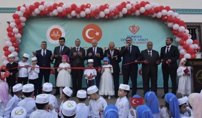 Tarsus’ta Ayşe Betül Kur’an Kursu hizmete açıldı