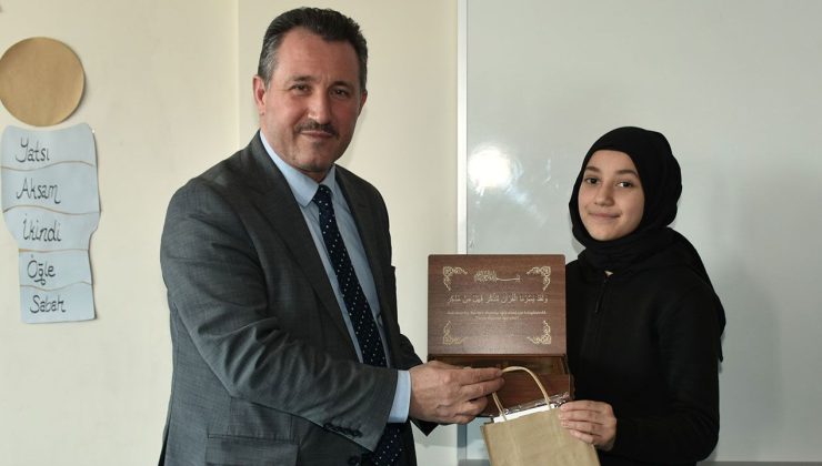 Türkiye birincisi ödüllendirildi