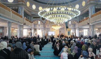 Ümraniye’de Kur’an Kursu kapanış programı düzenlendi