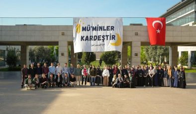 Üniversiteli gençlerden Filistin’e dev destek