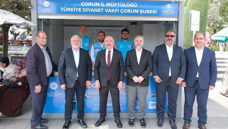 Vali Çalgan’dan TDV Kurban Bağışı Standına ziyaret