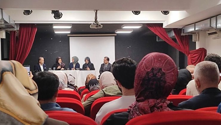Zeytinburnu’nda “Mevlid-İ Nebi” paneli