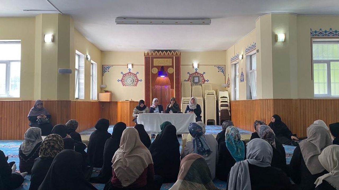 Bağcılar'da "Bir Yetime Aile Olmak" konferansı