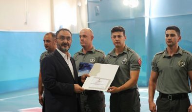 Bursa’da polisler “Baba Okulu”ndan mezun oldu