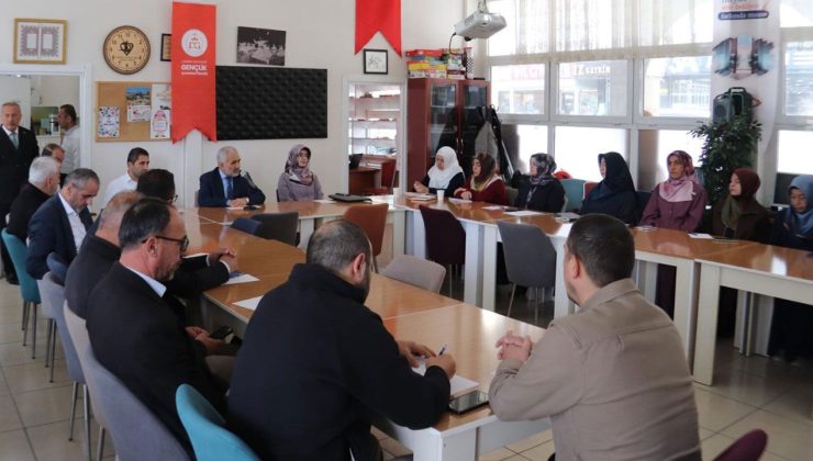Çankırı’da manevi rehberlere afet eğitimi verildi
