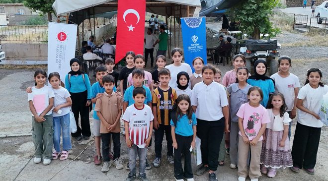 Derecik’te TDV iş birliğiyle ilk kez “Kitap Fuarı” açıldı