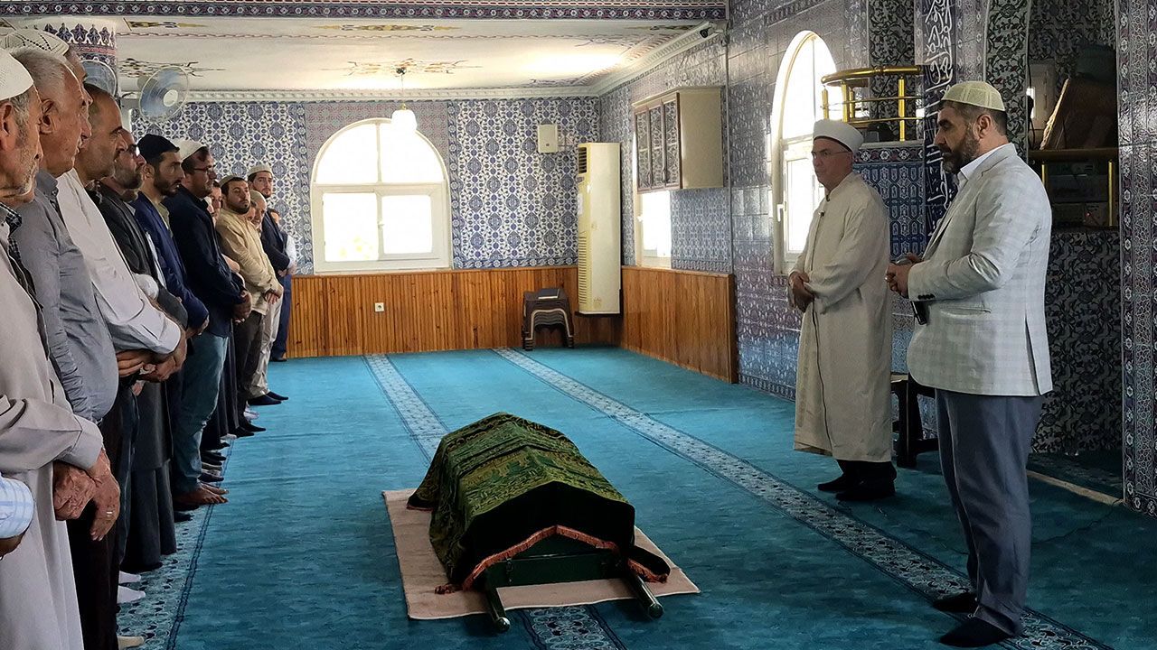 Din görevlisi Akkurt vefat etti