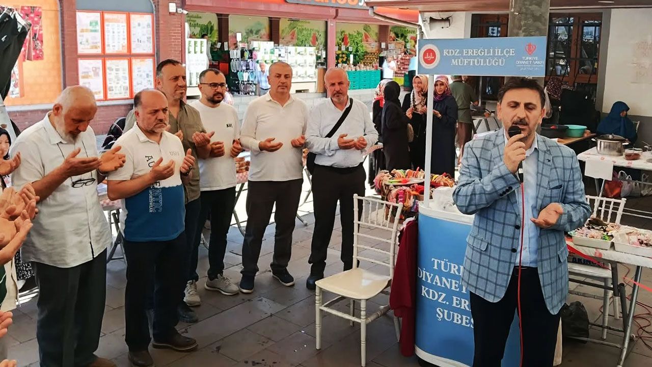Ereğli'de Kur'an kursu yararına kermes düzenlendi