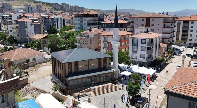 Hacı Hüseyin Kölük Camii açıldı