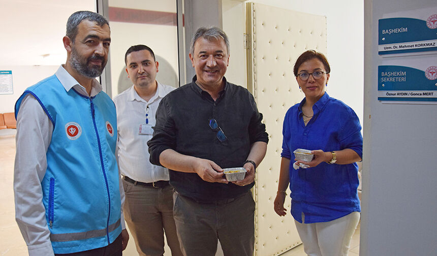 Hasta Yakınları Ve Sağlık Çalışanlarına Aşure Ikramı 10