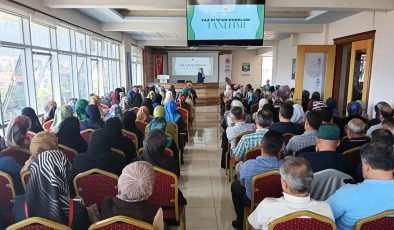 Isparta’da Yaz Kur’an Kursları Eğitim Semineri düzenlendi