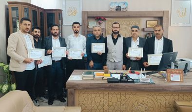 Kozluk’ta başarılı personel ödüllendirildi