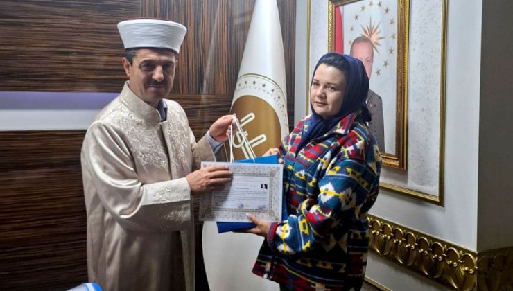 Moldovyalı Walentina Düzce’de Müslüman oldu