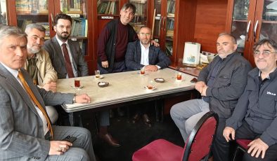 Müftülük kahvehanelerde gönül buluşmaları düzenliyor