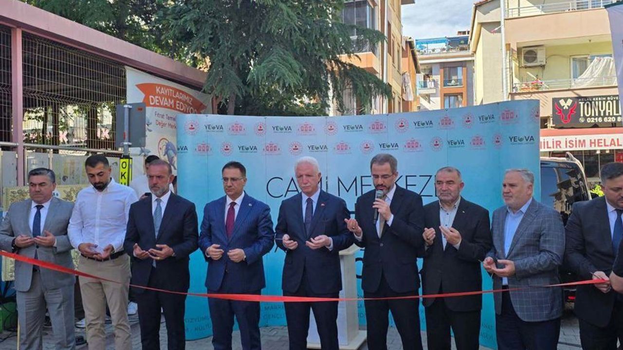 Sancaktepe’de Gençlik Merkezi dualarla açıldı