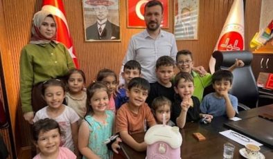 Yazıhan’da minikler, Filistinli kardeşlerini unutmadı