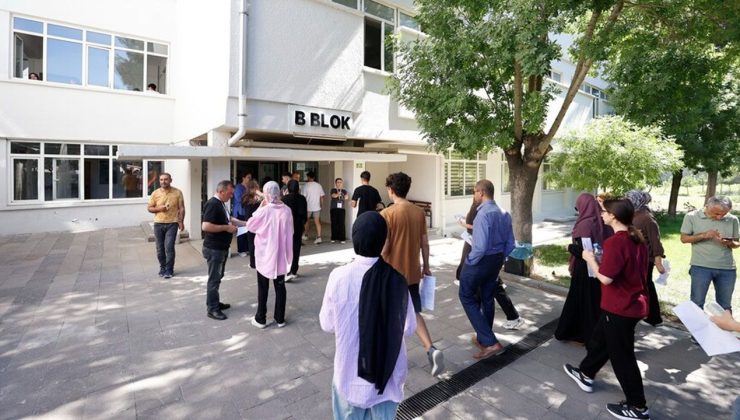 YKS’nin Alan Yeterlilik Testleri oturumu tamamlandı