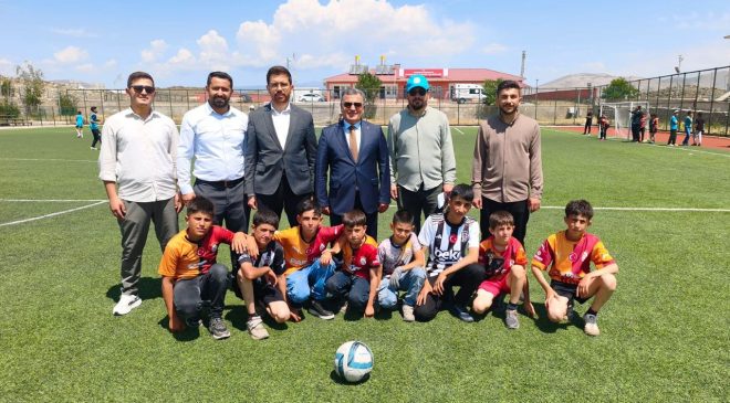 Çaldıran’da Yaz Kur’an Kursu öğrencileri futbol turnuvasında buluştu