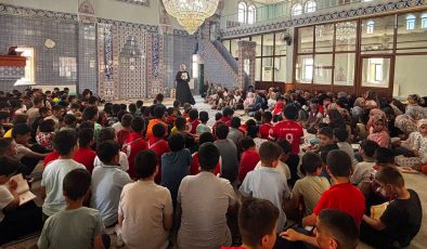 Çelikhan’da “camide yazar çocuk buluşması” gerçekleştirildi