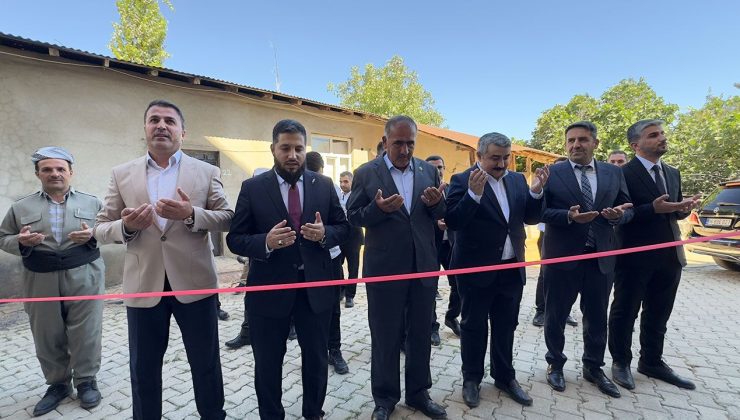 Derecik’te Diyanet Okuma Salonu hizmete açıldı