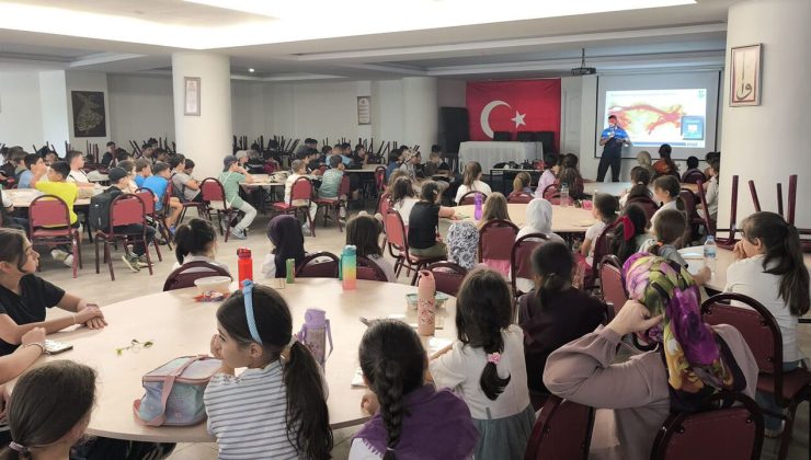 Eskişehir’de öğrencilerine afet farkındalık eğitimi verildi