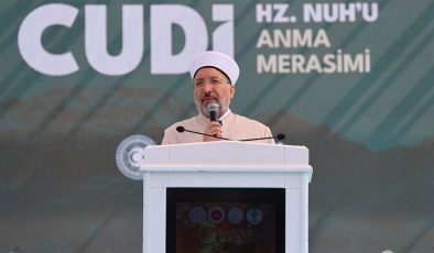 İnsanlığın kurtuluşu, peygamberlerin yolunu ve rehberliğini benimsemekten geçmektedir