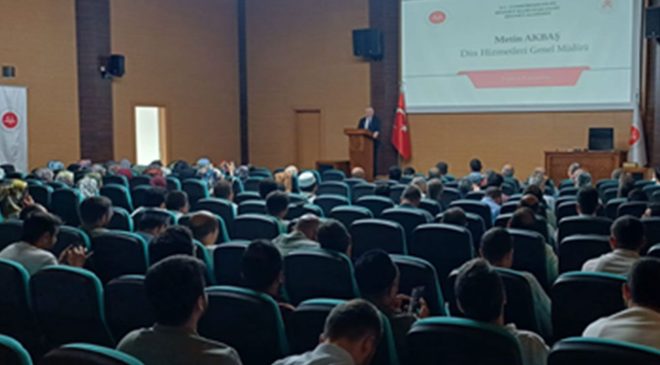 Sosyal hizmet kurumlarında görev yapan personel eğitimde buluştu