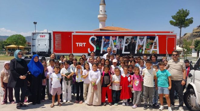TRT Sinema Tırı, Osmancık’ta çocuklarla buluştu