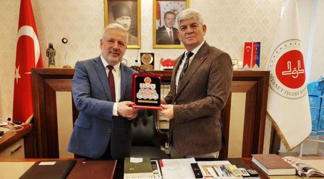 TSK Güçlendirme Vakfı’ndan Müftü Yılmaztürk’e plaket